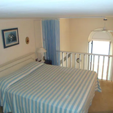 Grimaldi 11 Apartamento